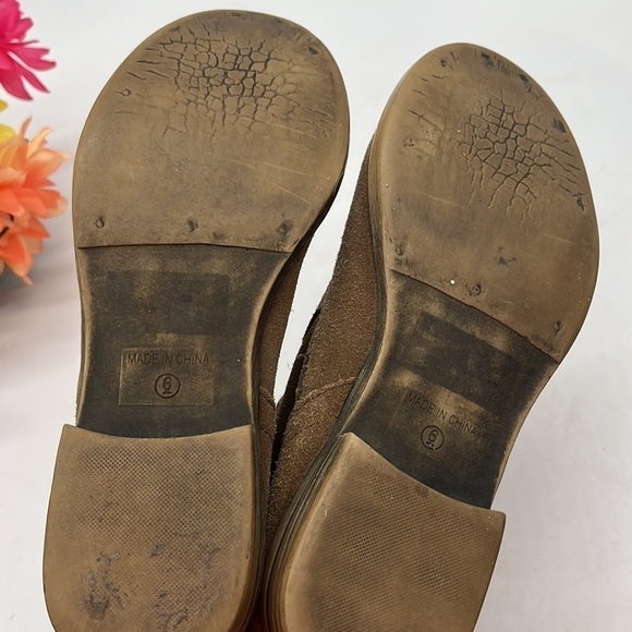 Crown Vintage Tan Suede Ankle Boot Sz 6  MCA1878G - Picture 5 of 8